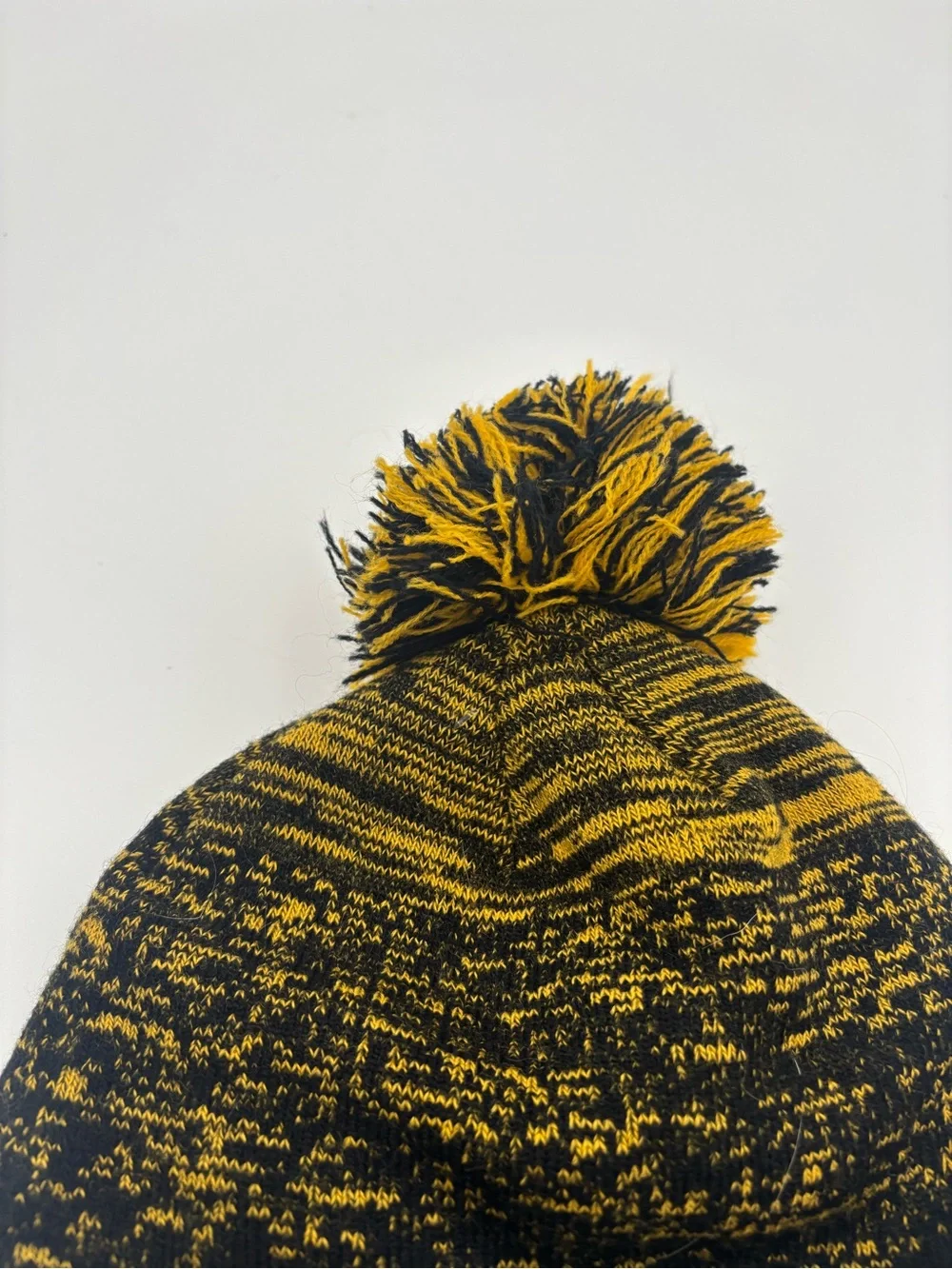 Pittsburgh Steelers New Era Pom Beanie - Black & Gold